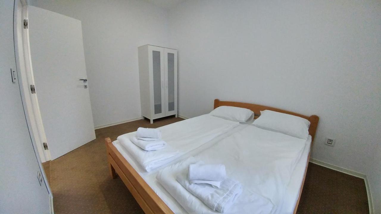 J&J Apartments Belgrád Kültér fotó