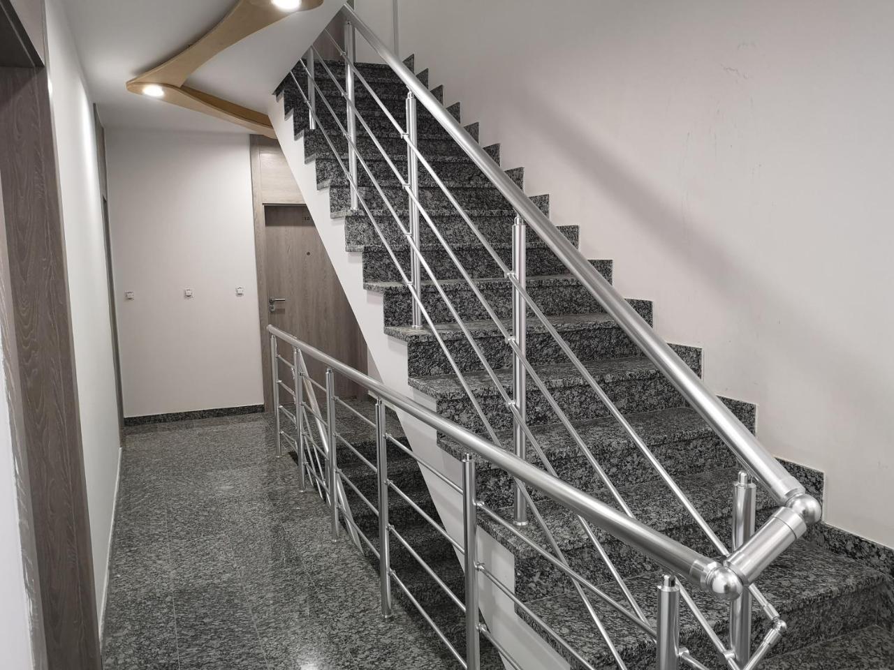 J&J Apartments Belgrád Kültér fotó