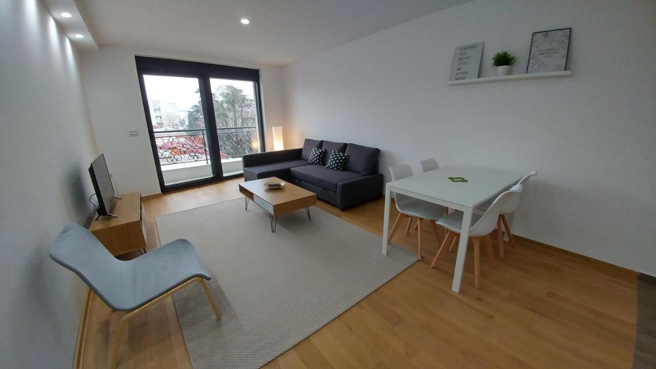 J&J Apartments Belgrád Kültér fotó