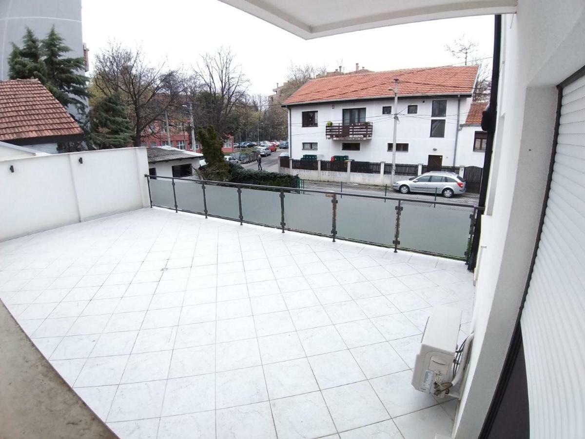 J&J Apartments Belgrád Kültér fotó