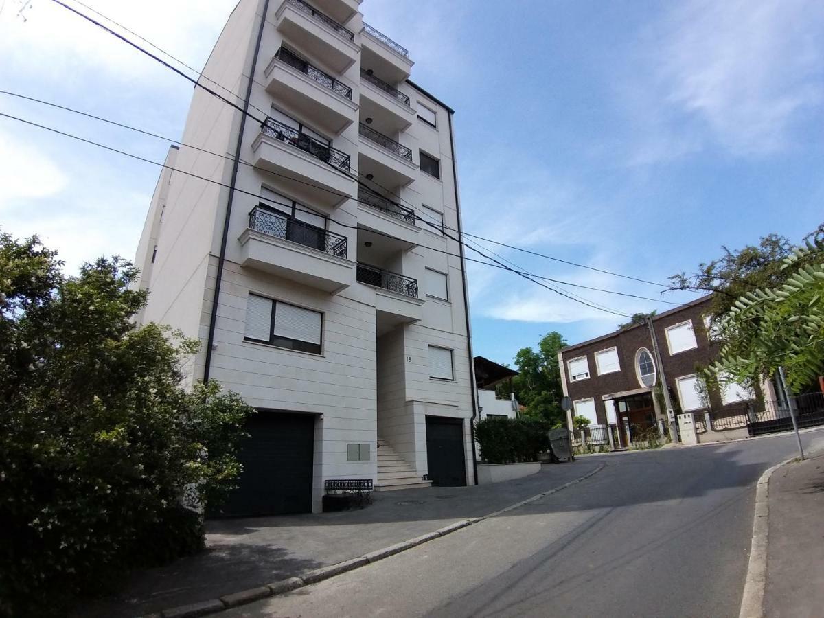 J&J Apartments Belgrád Kültér fotó